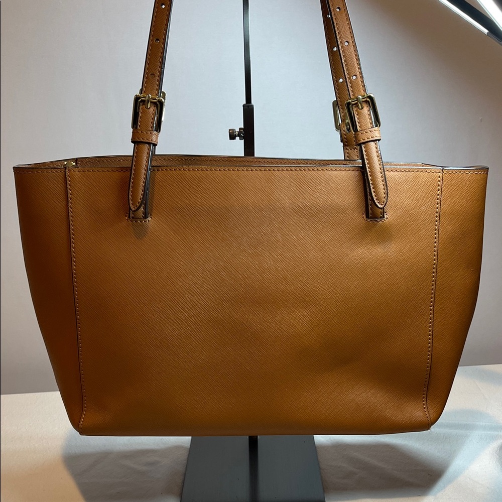 Tory Burch Medium Buckle York Tan Leather Tote - Picture 4 of 17
